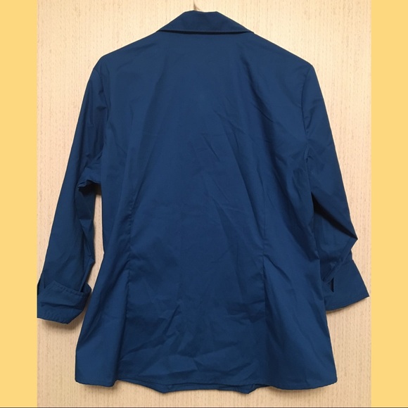 SOLD // Riders by Lee Button Up Top - Picture 4 of 8